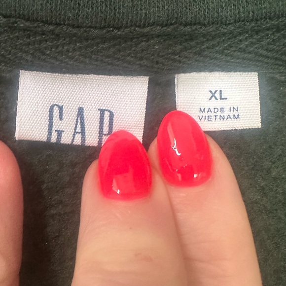 GAP Relaxed Fit Dark Green 1/2 Zip-Up Sweater - Picture 2 of 6